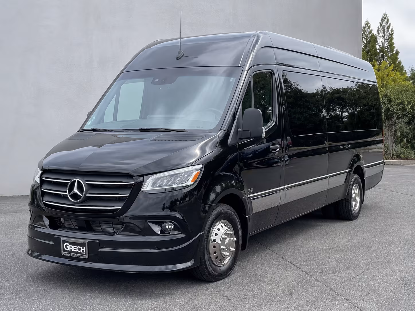 Glendale School Event & Field Trip Transportation