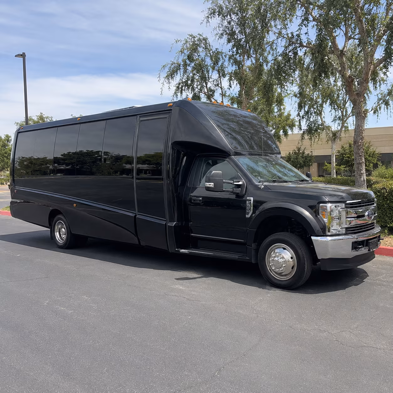 Santa Clarita Birthday, Sweet 16, & Quinceañera Transportation party bus exterior